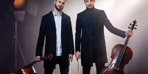 Duet 2Cellos z wiolonczelami