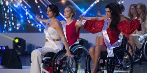 Miss Wheelchair World 2017 - stroje galowe