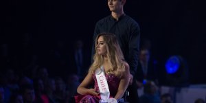 Miss Wheelchair World 2017 - stroje galowe