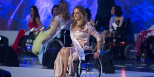 Miss Wheelchair World 2017 - stroje galowe