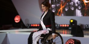 Miss Wheelchair World 2017 - stroje regionalne