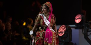 Miss Wheelchair World 2017 - stroje regionalne