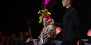 Miss Wheelchair World 2017 - stroje regionalne