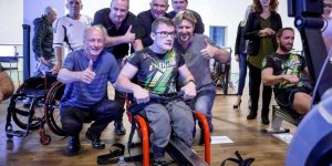 Wszyscy do Wioseł - charytatywna akcja zespołu Avalon Extreme, który wspiera inne drużyny w szczytnym celu. Tym razem jest to zbiórka pieniędzy na nową karetkę dla Centrum Zdrowia Dziecka.