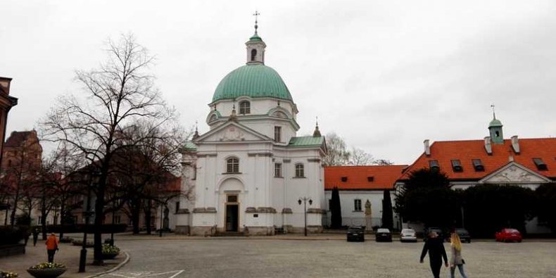 Kościół Sakramentek pod wezwaniem św. Kazimierza - Rynek Nowego Miasta 2