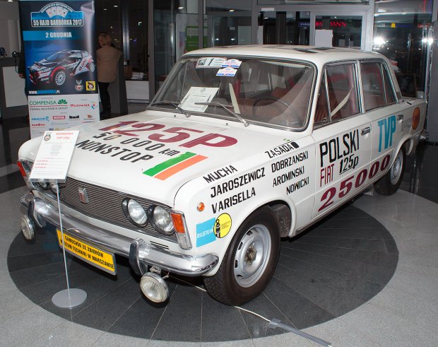 Polski Fiat 125p - rekordowy eksponat Muzeum Techniki 50000 km nonstop