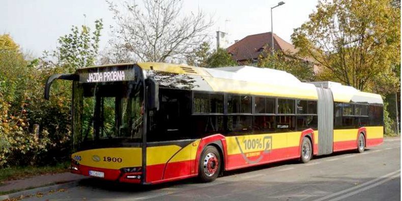 Solaris Urbino 18 electric - jeździ na linii 175 z Lotniska Chopina na Plac Piłsudskiego