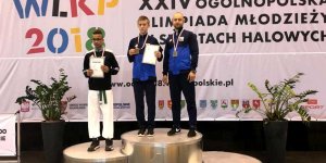 Dominik Papierowski - złoty i srebrny medalista na podium