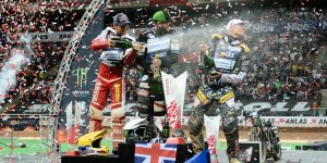 na podium od lewej: Maciej Janowski (Polska), Tai Woffinden (Wielka Brytania) i Fredrik Lindgren (Szwecja)