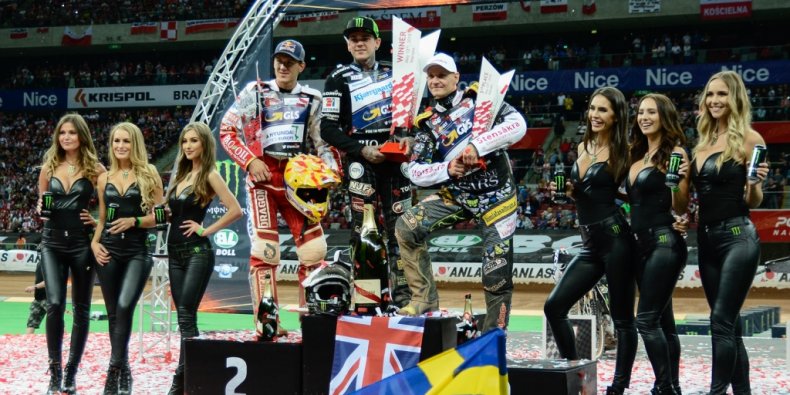 Warsaw Grand Prix Speedway 12 maja 2018. . Na podium od lewej: Maciej Janowski (Polska), Tai Woffinden (Wielka Brytania) i Fredrik Lindgren (Szwecja)