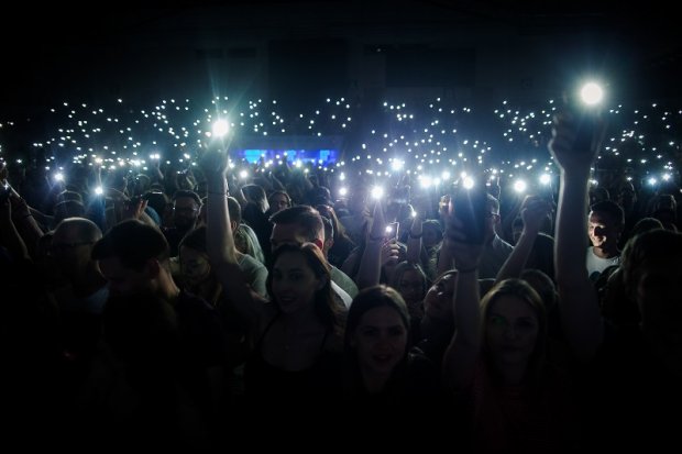 Światełka podczas koncertu
