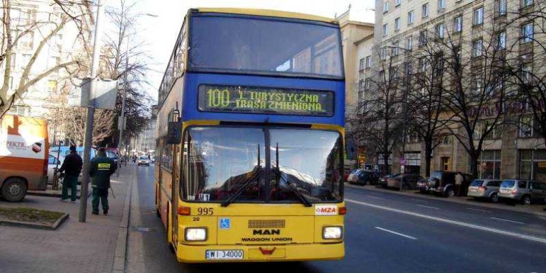 Piętrowy autobus na linii turystycznej 100 w roku 2008