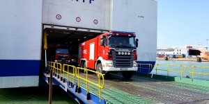 Strażacy na promie Gryf lipiec 2018 - wjeżdżają do Szwecji