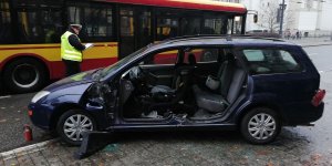 Pokaz zderzenia autobusu MZA z samochodem osobowym