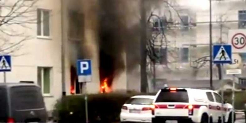 Pożar mieszkania Michała na Żoliborzu - kadr z filmu nadesłanego na Kontakt24 TVN Warszawa
