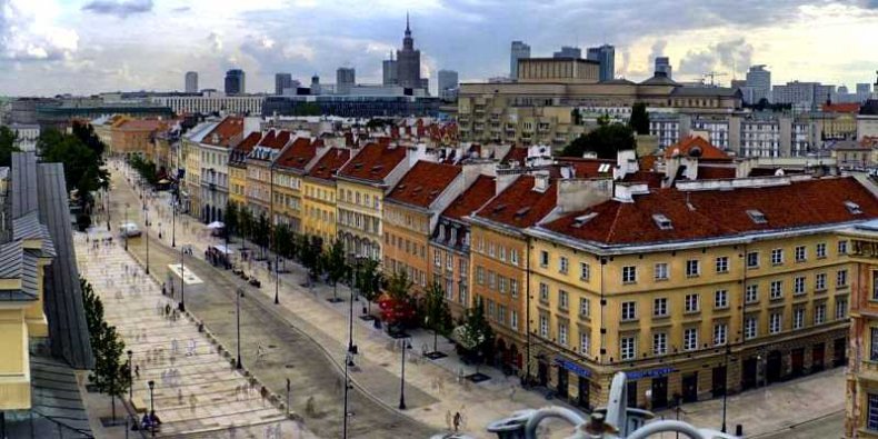 Widok na Krakowskie Przedmieście z dzwonnicy kościoła św. Anny
