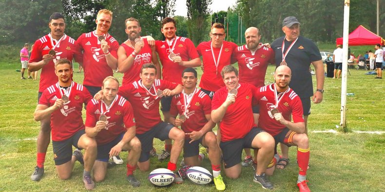 Drużyna Skra Rugby Warszawa z brązowymi medalami - Mistrzostwa Polski Seniorów Rugby 7