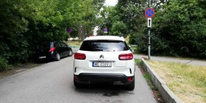 Citroen C5 Aircross na ulicy Rokitnickej