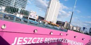 Warszawskie murale z przekazem - Jeszcze będzie pięknie!