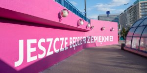 Warszawskie murale z przekazem - Jeszcze będzie pięknie!