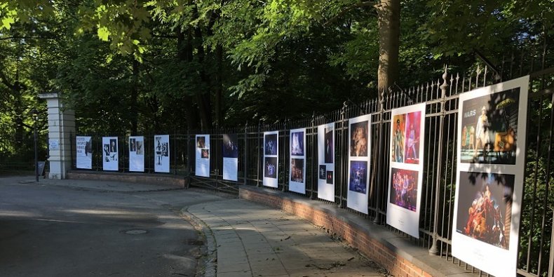 Fotografie na parkanie