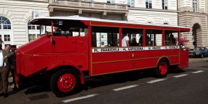 SAMUA Six Prezentacja autobusu historycznego MZA