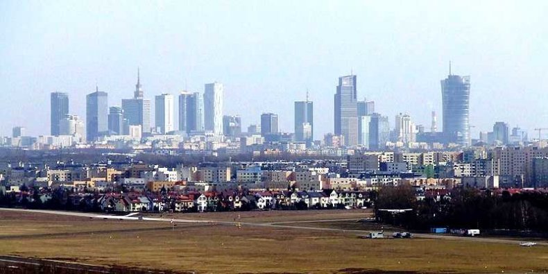 Warszawa widziana z góry śmieciowej Radiowo fot. Pan SG Wikimedia