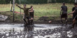 Błotna Liga Mistrzów - Tachoświry zdobyły bramkę