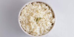 Miska ryżu fot. Robert Moutongoh pexels-8923092