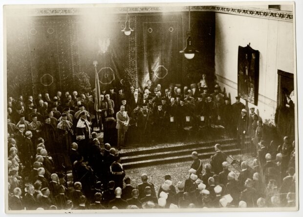 Uroczystość nadania tytułu doktora hc Józefowi Piłsudskiemu 2 maja 1921 fot. Archiwum UW