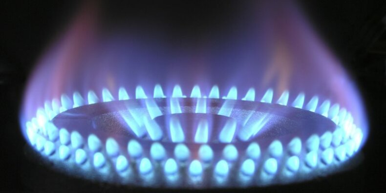 Płomienie gazu (fot. pexels-pixabay)