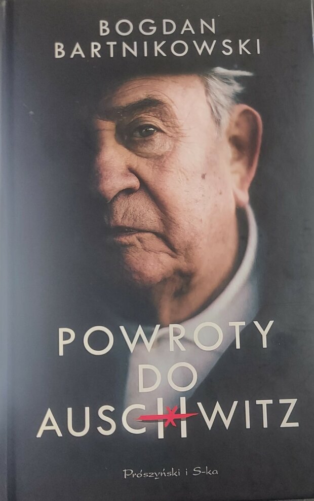 Powroty do Auschwitz okładka książki