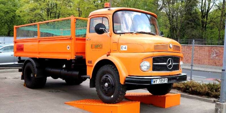 Mercedes L710 z 1968 roku. Fot. MPO