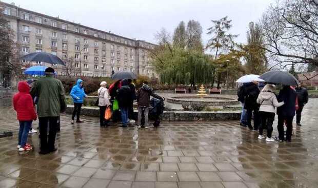 Plac Hallera - Zbiorka podpisów przeciwko rozszerzeniu SPPN