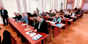 Uczestnicy konferencji na sali konferencyjnej w Muzeum Czartoryskich