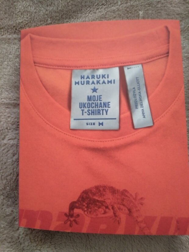 Okłądka książki Haruki Murakami "Moje ukochane T-shirty". Fot. Andrzej Łucjan