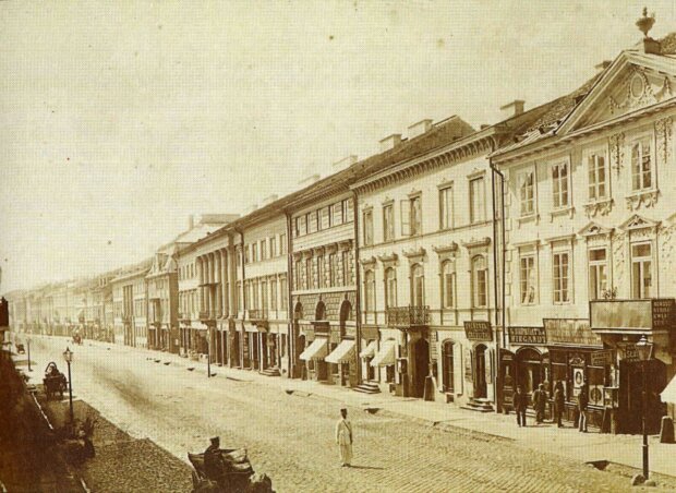 Ulica Nowy Świat w Warszawie około 1870 r. Fot. Konrad Brandel