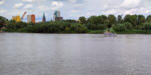 Wisła w Warszawie - widok na praską stronę. Fot. Warszawa.pl