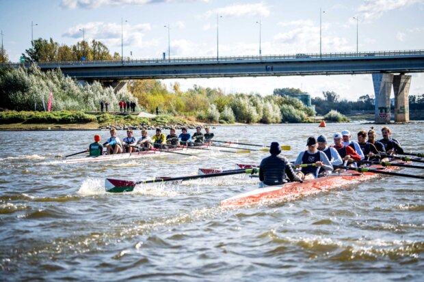 Akademickie Regaty UW - PW 8 X 2023 r. Fot. Marcin Klimczak