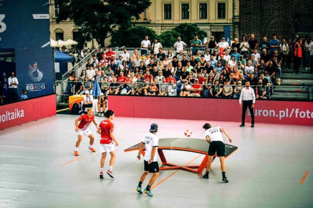 Teqball - rozgrywki. Fot . PZTEQ