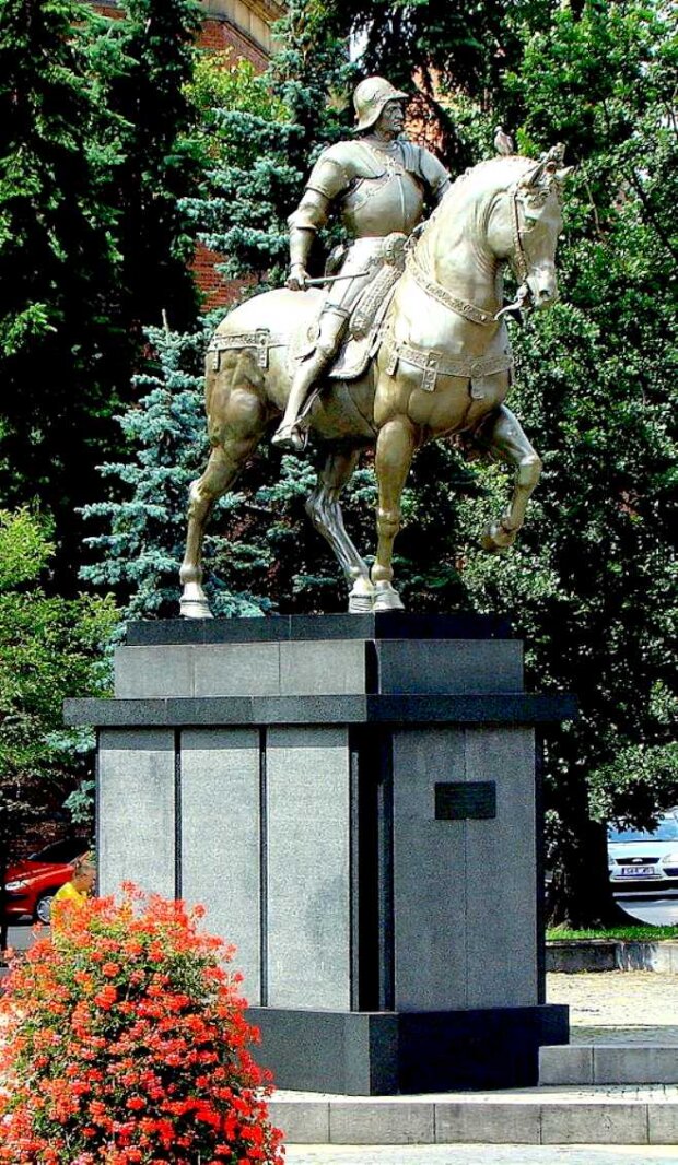 Szczeciński pomnik Bartolomeo Colleoniego na Placu Lotników. Fot Mateusz War. Źr. Wikimedia