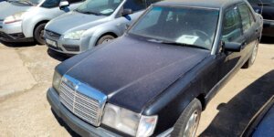 Odholowane pojazdy na parkingu przy ul. Gołdapskiej 7. Fot. Warszawa.pl