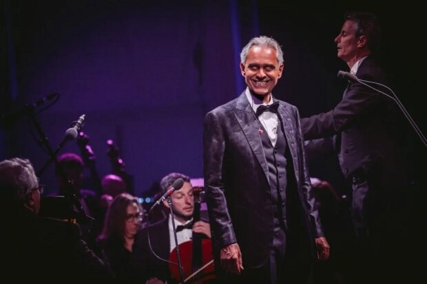 Andrea Bocelli podczas koncertu