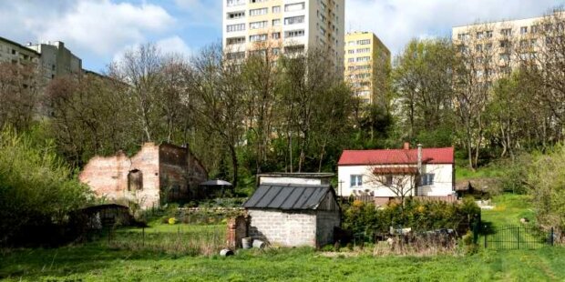 Relikty wsi Szopy Polskie na Mokotowie w Warszawie - rejon ulicy Bocheńskiej. Fot. Adrian Grycuk (Wikimedia)