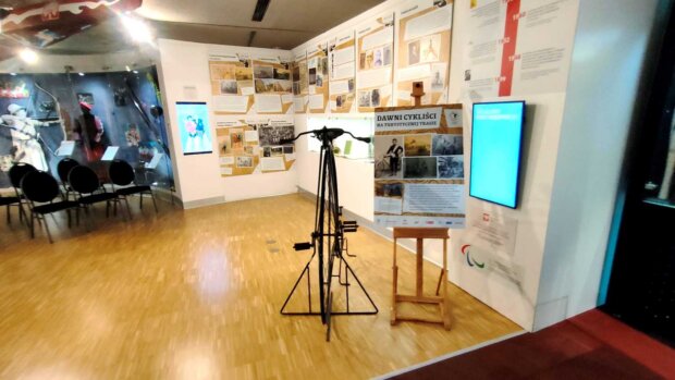 Wystawa Dawni Cykliści na turystycznej trasie - Muzeum Sportu i Turystyki w Warszawie