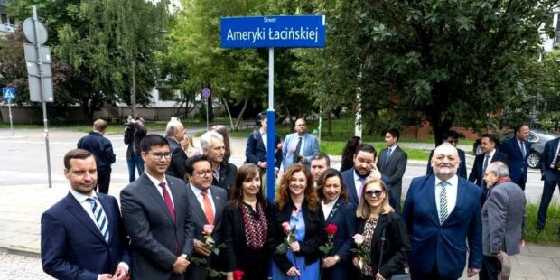 Skwer Ameryki Łacińskiej - uroczystość otwarcia. Fot. UM Warszawy
