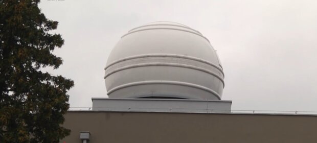 Obserwatorium astronomiczne - w Publicznej Szkole Podstawowej w Gocławiu, gmina Pilawa. Fot. UMWM
