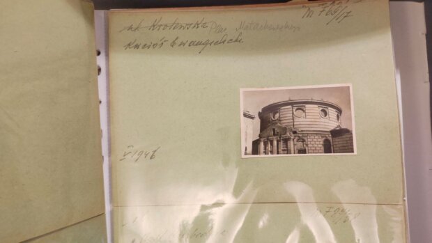 Kościół ewangelicki w 1946 roku - plac Małachowskiego. Fot. Warszawa.pl