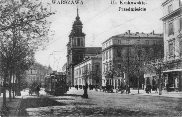 Kościół św. Krzyża na Krakowskim Przedmieściu, miejsce gdzie Krwawy Feluś po raz pierwszy został złapany na kradzieży. Zbiory Rafała Bielskiego (Skarpa)