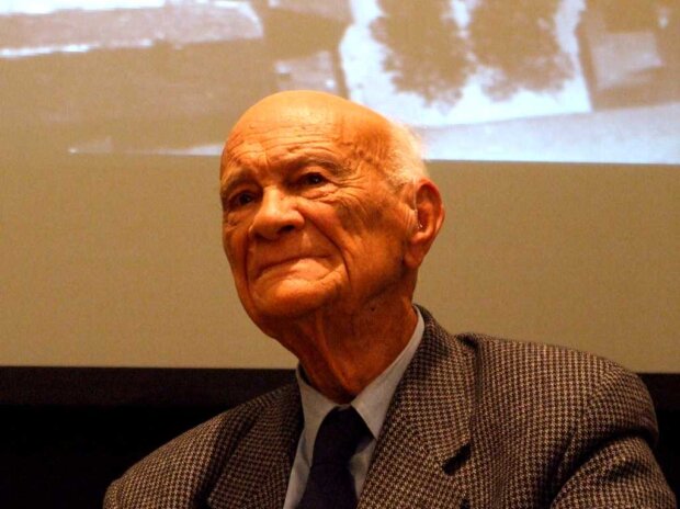 Kordian Tarasiewicz - na spotkaniu z czytelnikami w Domu Spotkań z Historią przy ul Karowej. Fot. zbiory autora